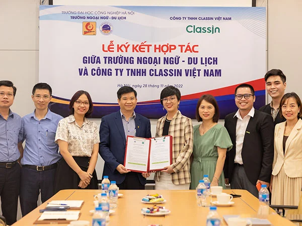 HOẠT ĐỘNG HỢP TÁC