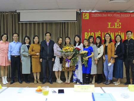 Lễ bảo vệ luận văn thạc sĩ ngành Ngôn ngữ Anh đợt 2