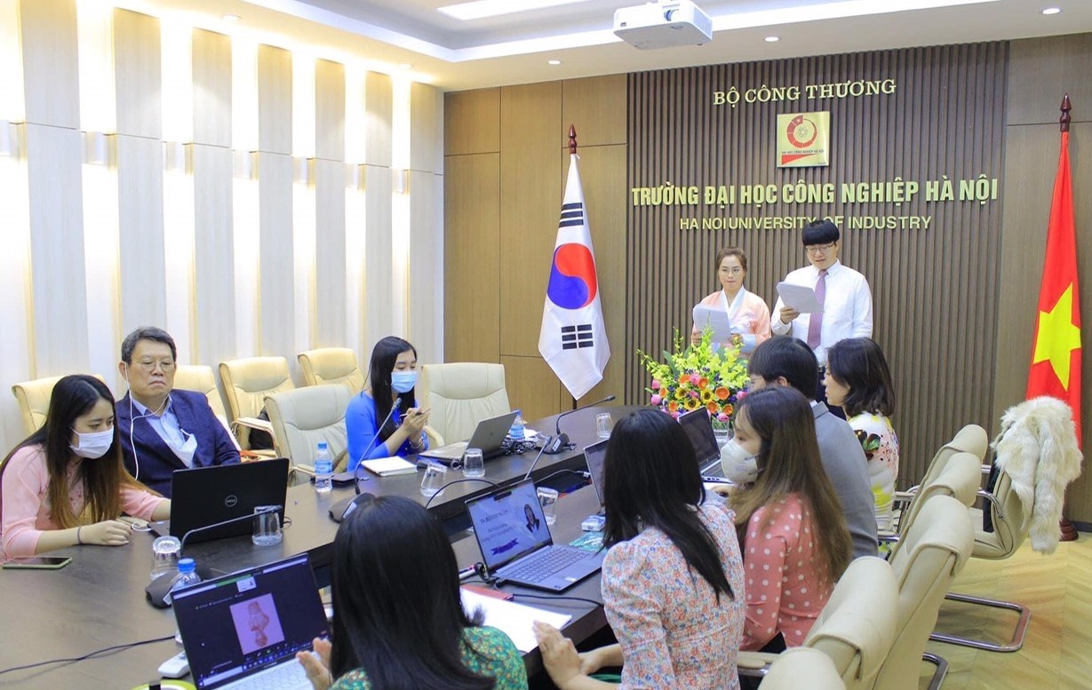 Sự kiện “tìm hiểu văn hoá doanh nghiệp Hàn Quốc”