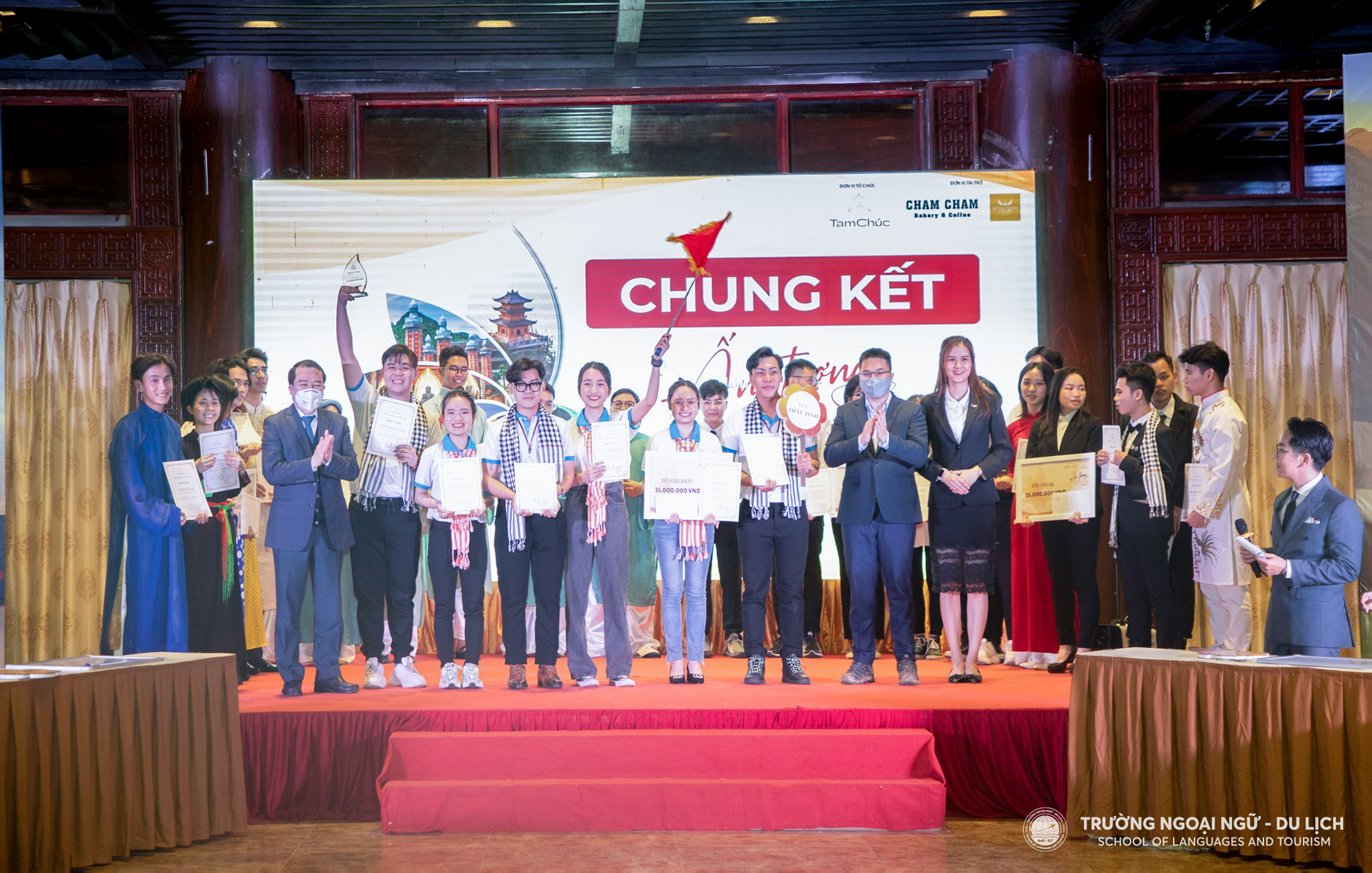Sinh viên khoa Du lịch xuất sắc đạt giải Nhất cuộc thi `Ấn tượng Tam Chúc 2022`