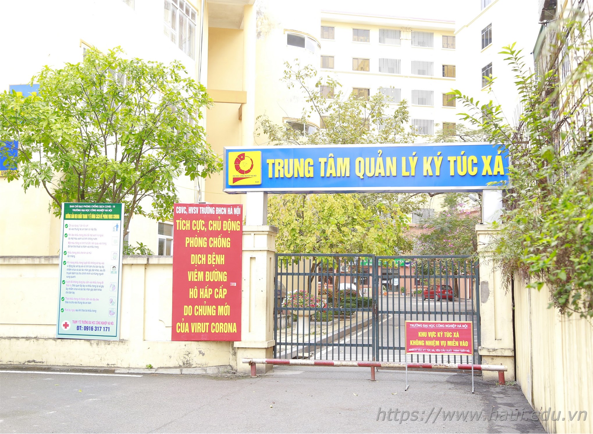 Cơ sở vật chất tại 3 cơ sở đào tạo Trường Đại học Công nghiệp Hà Nội