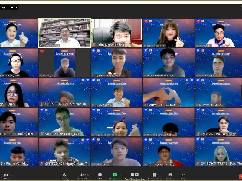 Chương trình bồi dưỡng kỹ năng cho sinh viên ĐH K13 và CĐ K21