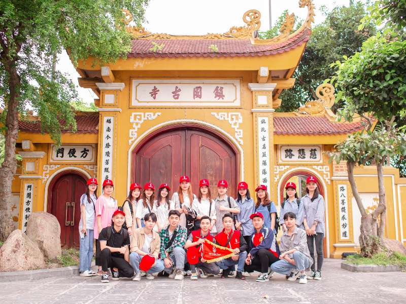 CLB MC và hướng dẫn viên HG