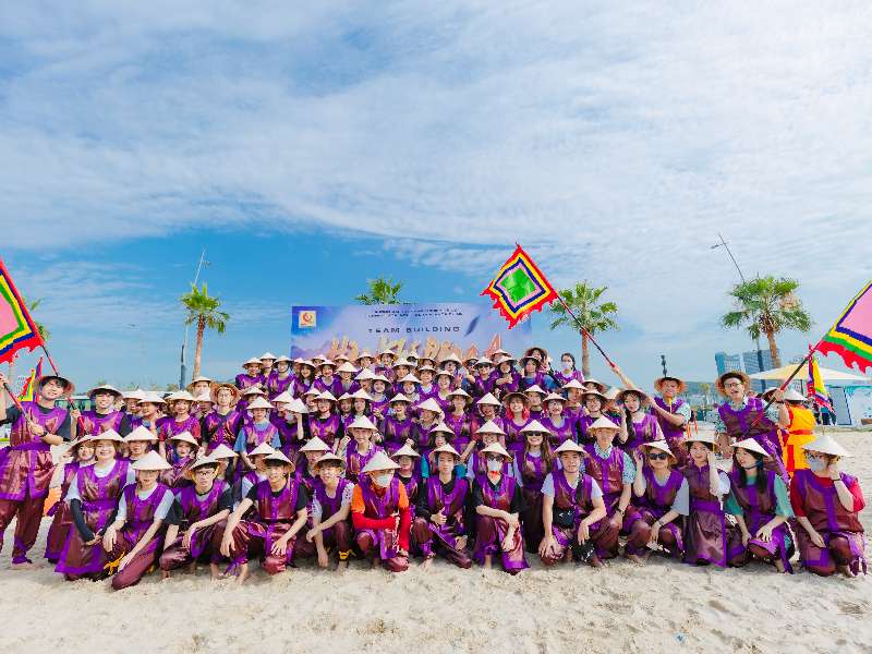 Dấu ấn Hạ Long - Mùa trở lại của sinh viên khoa Du lịch, Trường Ngoại ngữ - Du lịch, Đại học Công nghiệp Hà Nội