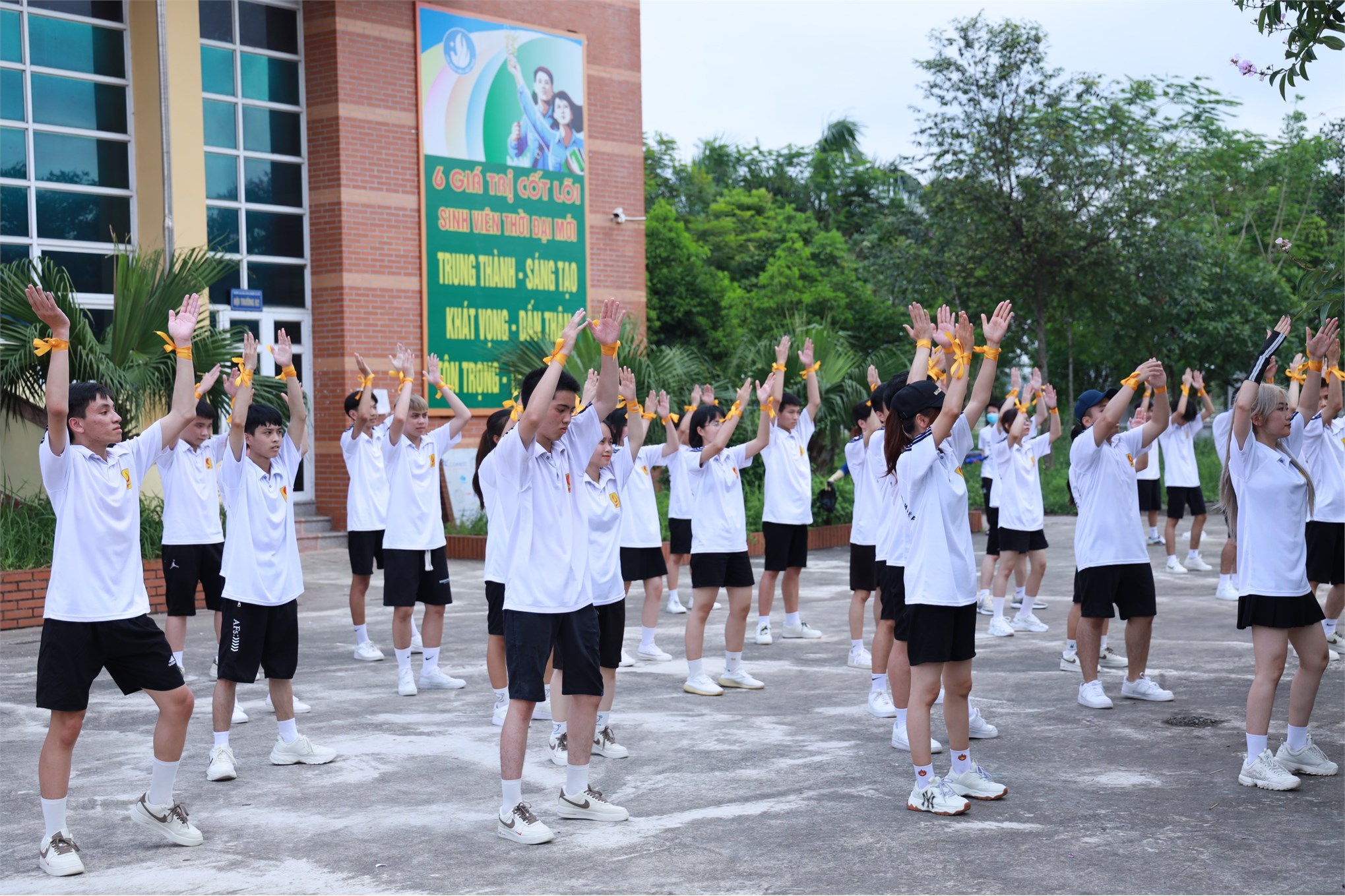 Ngày hội Sinh viên HaUI: Bùng nổ và cháy hết mình