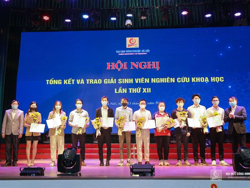 Hội nghị Tổng kết và Trao giải Sinh viên nghiên cứu khoa học - Lần thứ XII
