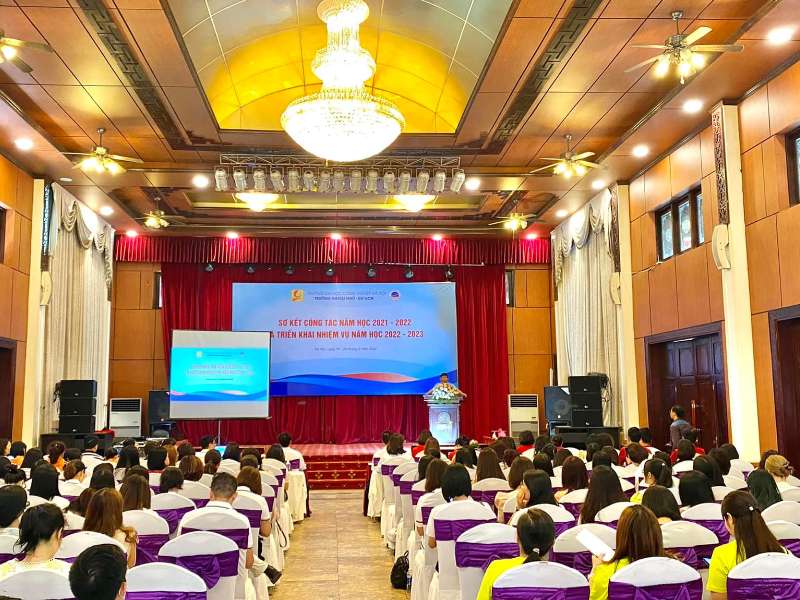 Sơ kết công tác năm học 2021 - 2022 và triển khai nhiệm vụ năm học 2022 - 2023 Trường Ngoại ngữ - Du lịch, Đại học Công nghiệp Hà Nội