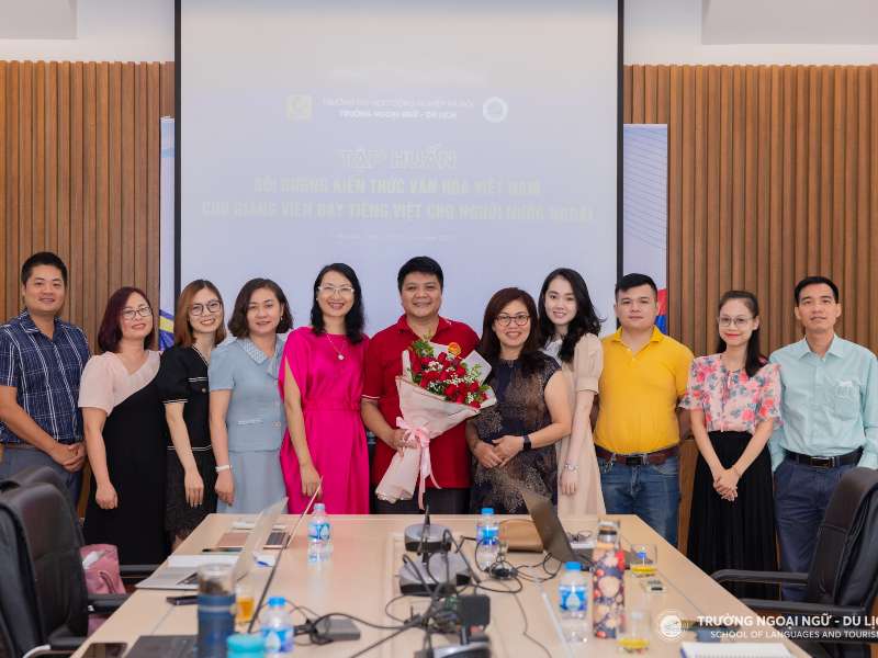 Tập huấn bồi dưỡng kiến thức văn hóa Việt Nam cho giảng viên tham gia giảng dạy văn hóa Việt Nam cho người nước ngoài