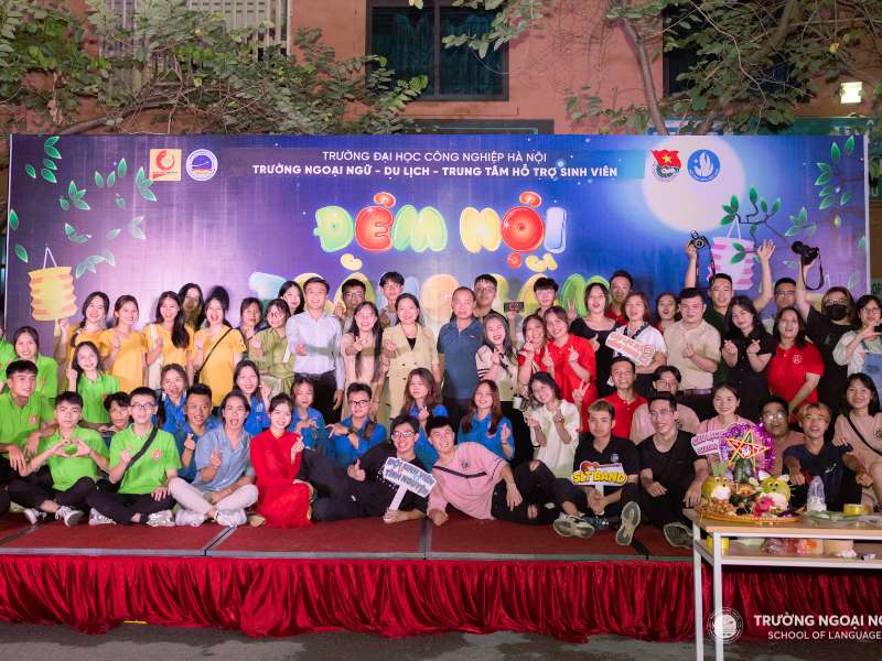 Đêm hội Trăng Rằm – Đón Tết Trung thu tại Trung tâm Hỗ trợ sinh viên
