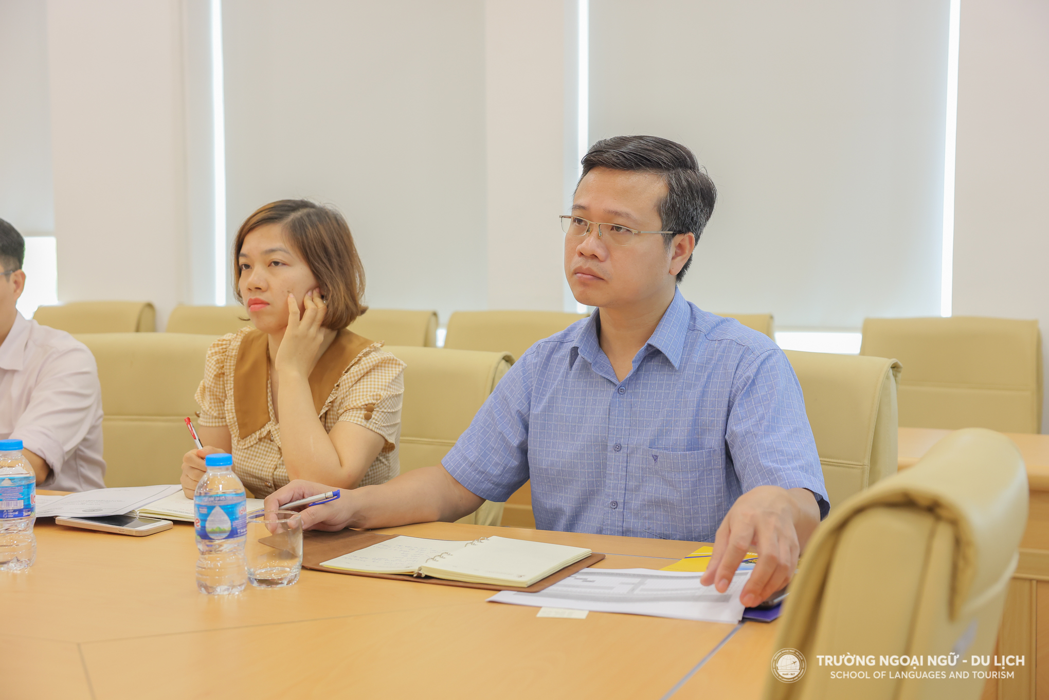 Kết nối hợp tác giữa Trường Ngoại ngữ - Du lịch và Công ty TNHH Công nghiệp JINKO SOLAR
