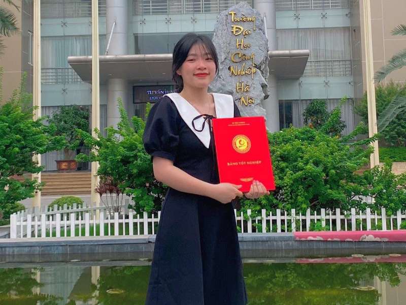 Cử nhân ưu tú Nguyễn Thị Giang - Trưởng thành từ những hoạt động Câu lạc bộ