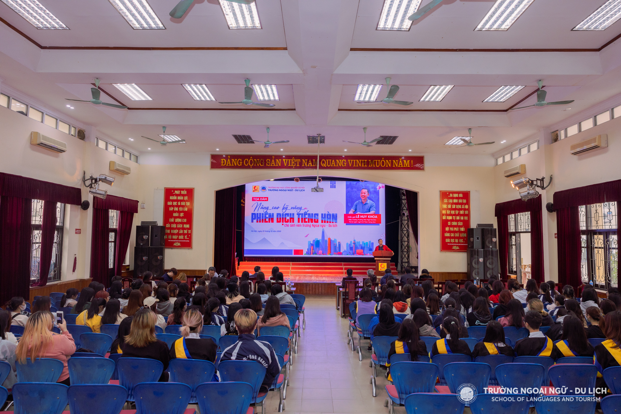 Toạ đàm `Nâng cao Kỹ năng phiên dịch Tiếng Hàn cho sinh viên Trường Ngoại ngữ - Du lịch`