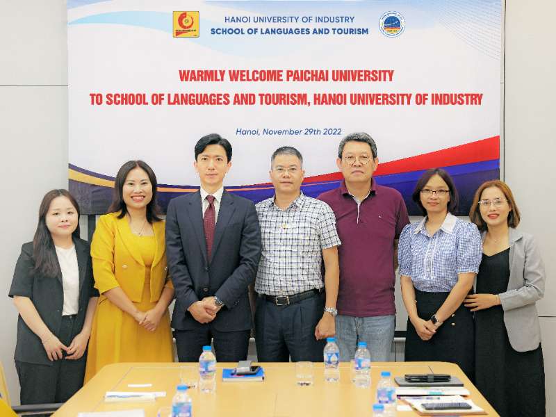 Tiếp đón và làm việc với Trường Đại học Pai Chai, Hàn Quốc