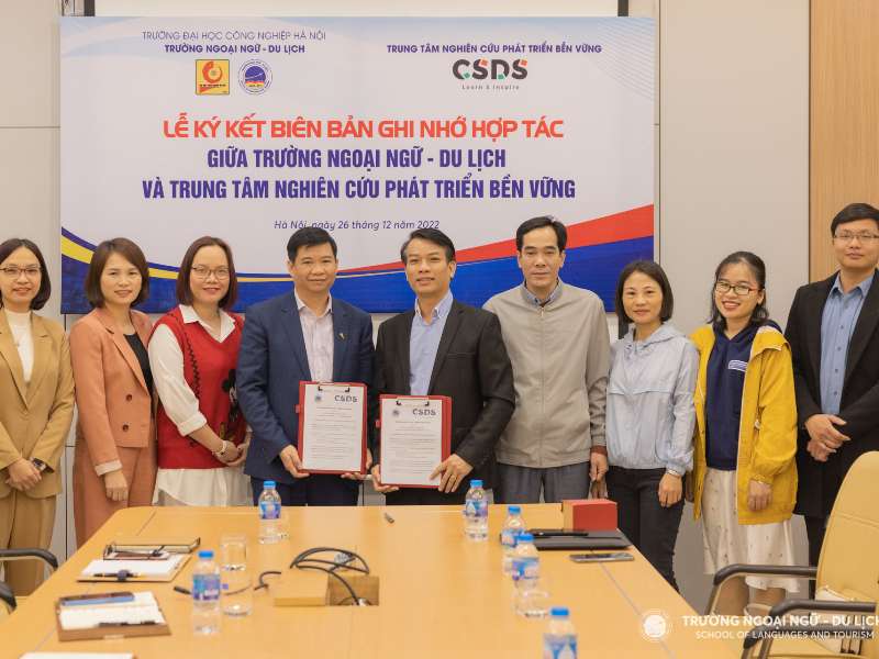 Lễ kí biên bản ghi nhớ MOU cùng Trung tâm Nghiên cứu Phát triển Bền vững