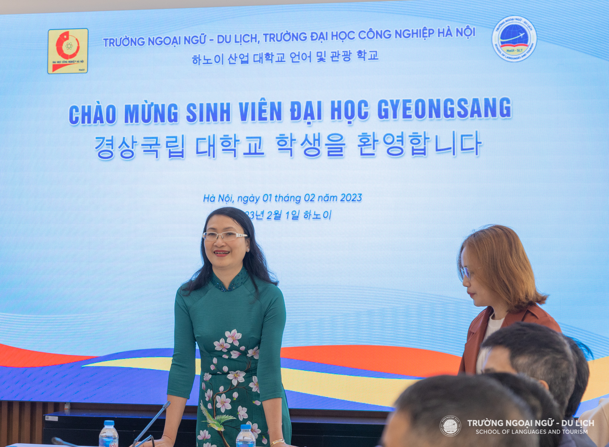 CHÀO MỪNG SINH VIÊN TRƯỜNG ĐẠI HỌC QUỐC GIA GYEONGSANG, HÀN QUỐC THAM GIA KHOÁ HỌC TIẾNG VIỆT TẠI TRƯỜNG NGOẠI NGỮ - DU LỊCH, TRƯỜNG ĐẠI HỌC CÔNG NGHIỆP HÀ NỘI