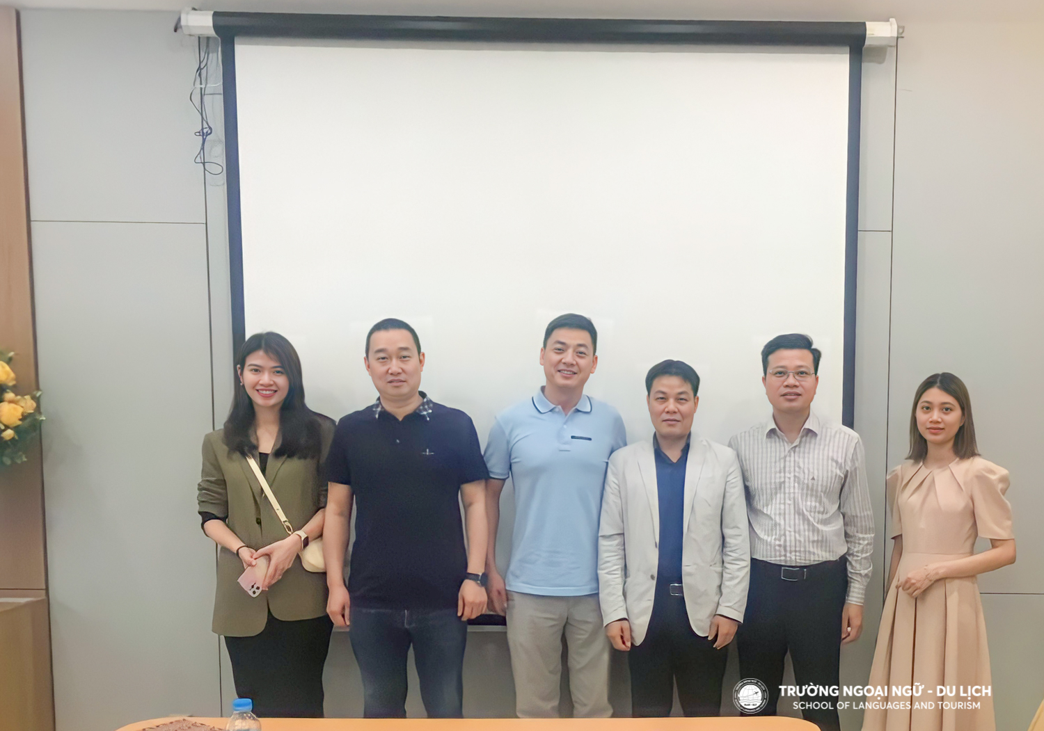 Kết nối hợp tác giữa Trường Ngoại ngữ - Du lịch với Công ty TNHH Cayi Technology Việt Nam