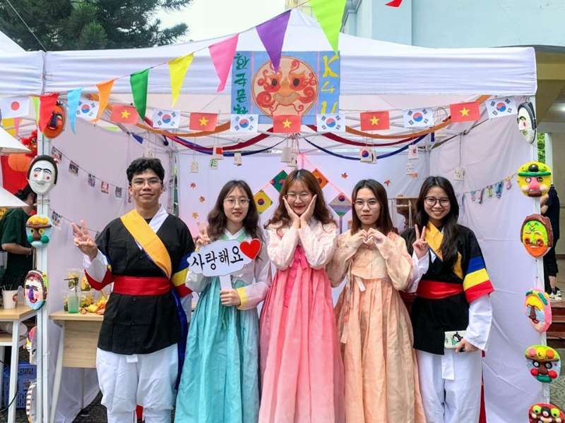 Giới thiệu ngành Ngôn ngữ Hàn Quốc