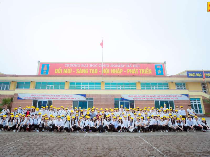 Sôi nổi hoạt động tham quan và trải nghiệm thực tế của sinh viên Trường Ngoại ngữ - Du lịch, Đại học Công nghiệp Hà Nội
