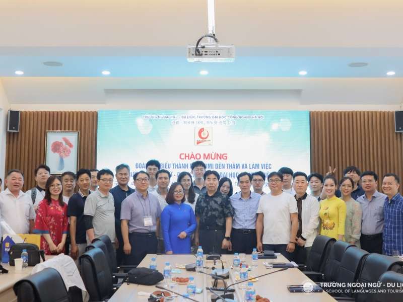 Đoàn công tác thành phố GUMI (Hàn Quốc) đến thăm và làm việc tại Trường Ngoại ngữ - Du lịch, Trường Đại học Công nghiệp Hà Nội