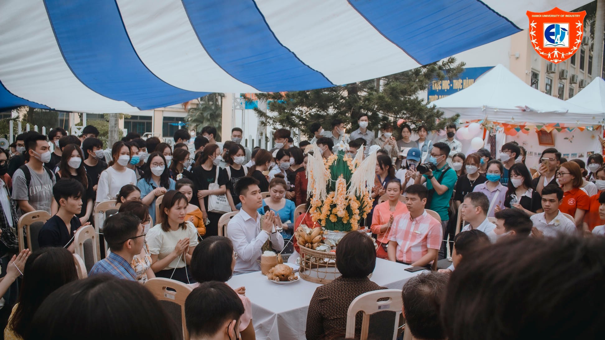 Ngành Ngôn ngữ Anh là gì, ra trường làm gì?