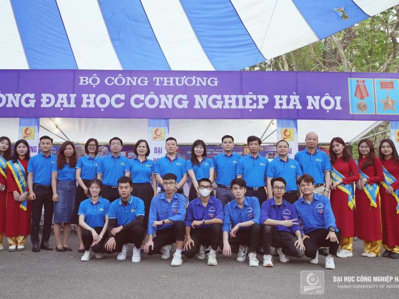 Để xét tuyển ngành Ngôn ngữ Anh cần học tốt môn nào?