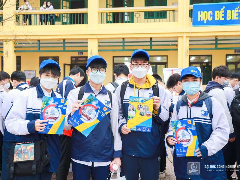 Ngành Ngôn ngữ Trung Quốc lấy bao nhiêu điểm?