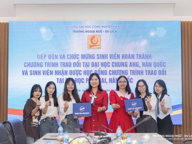 Chào mừng sinh viên trao đổi Đai học Chung Ang và Đại học Pai Chai hoàn thành chương trình học trao đổi