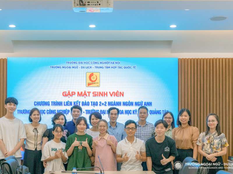 Gặp mặt sinh viên Ngành Ngôn ngữ Anh tham gia chương trình liên kết đào tạo 2+2 tại Trường Đại học kỹ thuật Quảng Tây, Trung Quốc