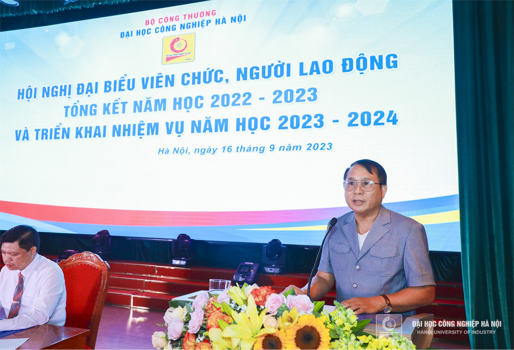 Hội nghị viên chức, người lao động Trường Đại học Công nghiệp Hà Nội năm 2023 
