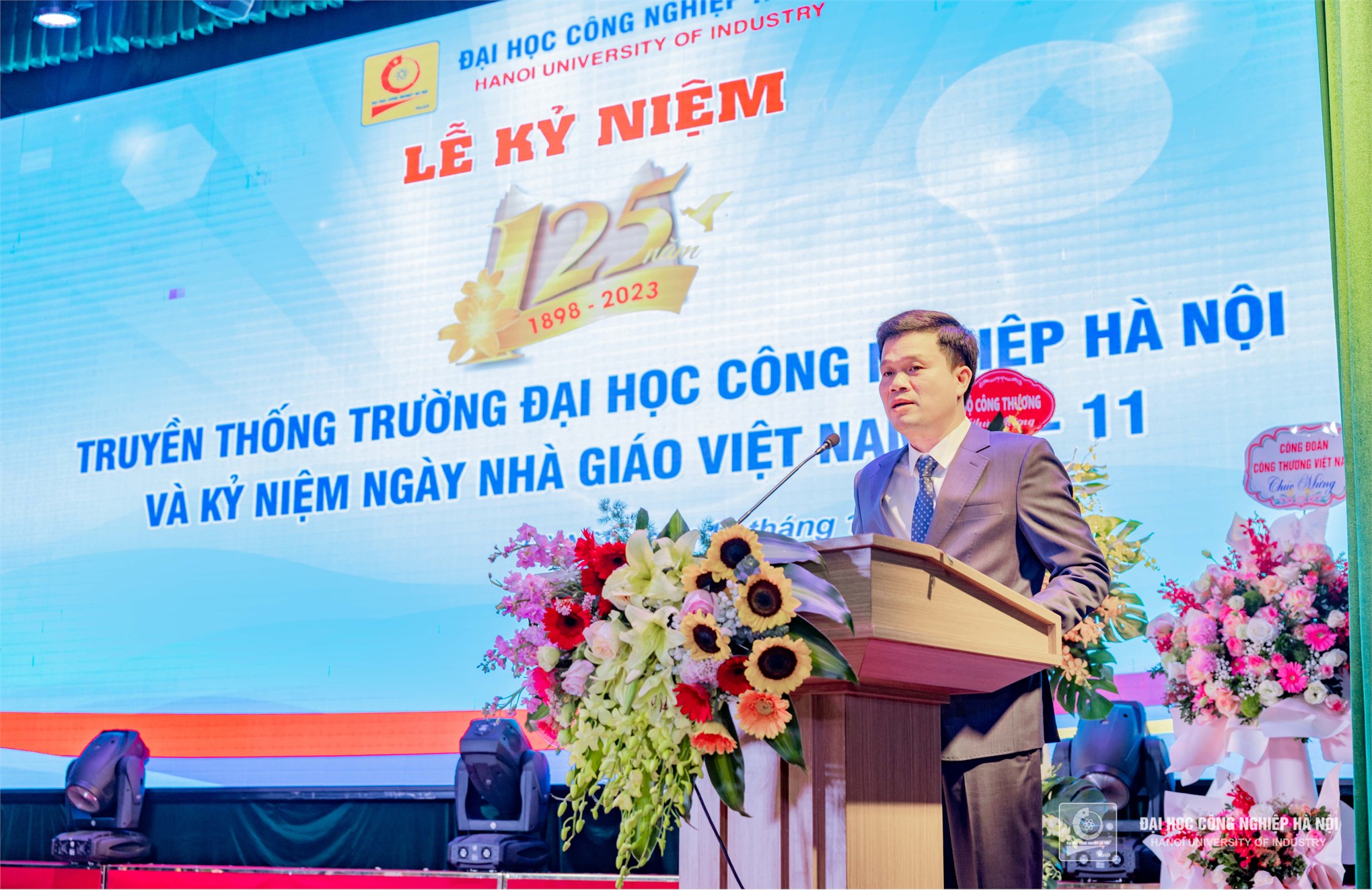 Lễ kỷ niệm 125 năm truyền thống Trường Đại học Công nghiệp Hà Nội (1898 – 2023) và 41 năm Ngày Nhà giáo Việt Nam 20/11