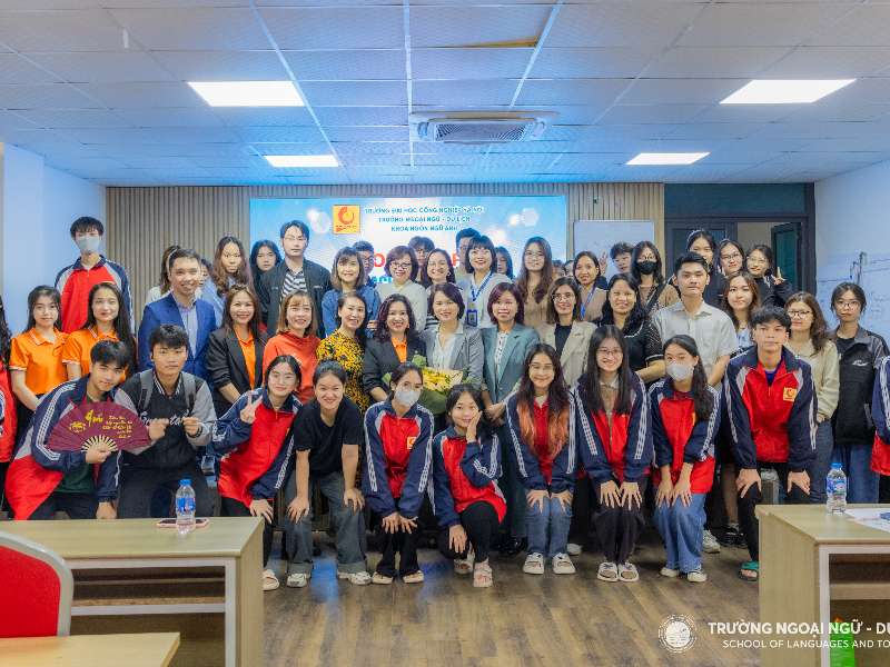 Tọa đàm "Trao đổi chuyên đề TESOL - Teaching for success"