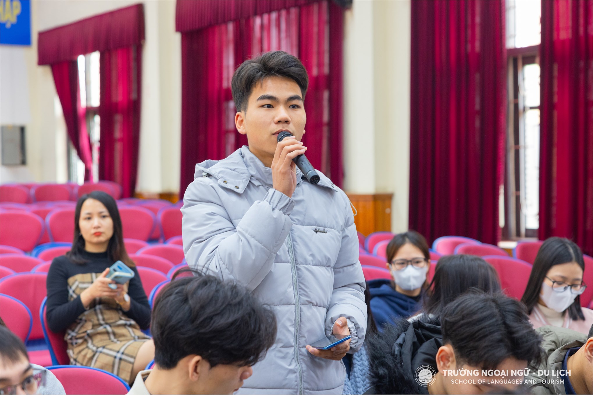 Tọa đàm: `Hành trang và những điều cần biết trong quá trình thực tập tốt nghiệp cho sinh viên ngành du lịch, quản trị dịch vụ du lịch và lữ hành - Khóa 15`