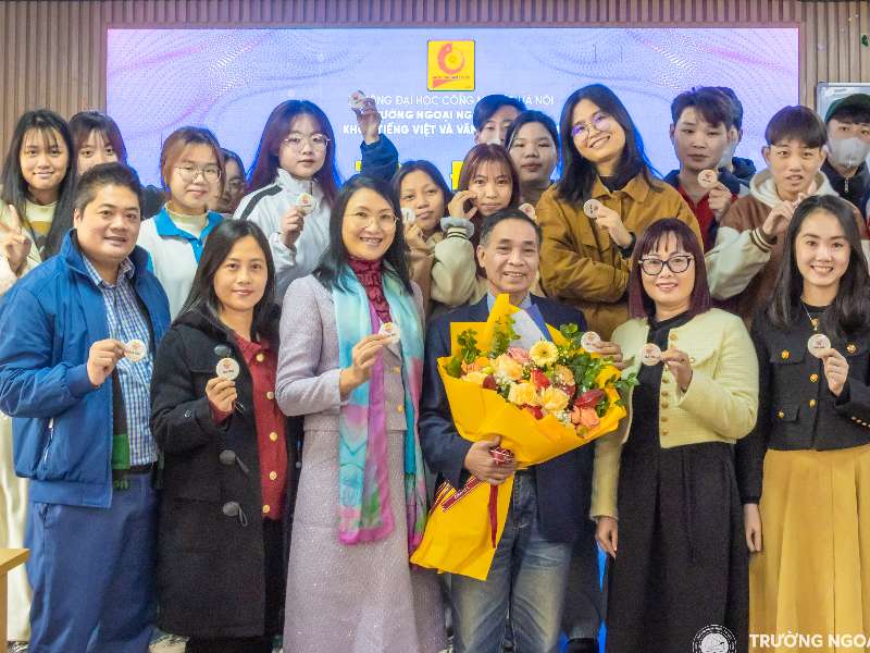 Tọa đàm Ngôn ngữ và Truyền thông trong thời đại công nghệ thông tin