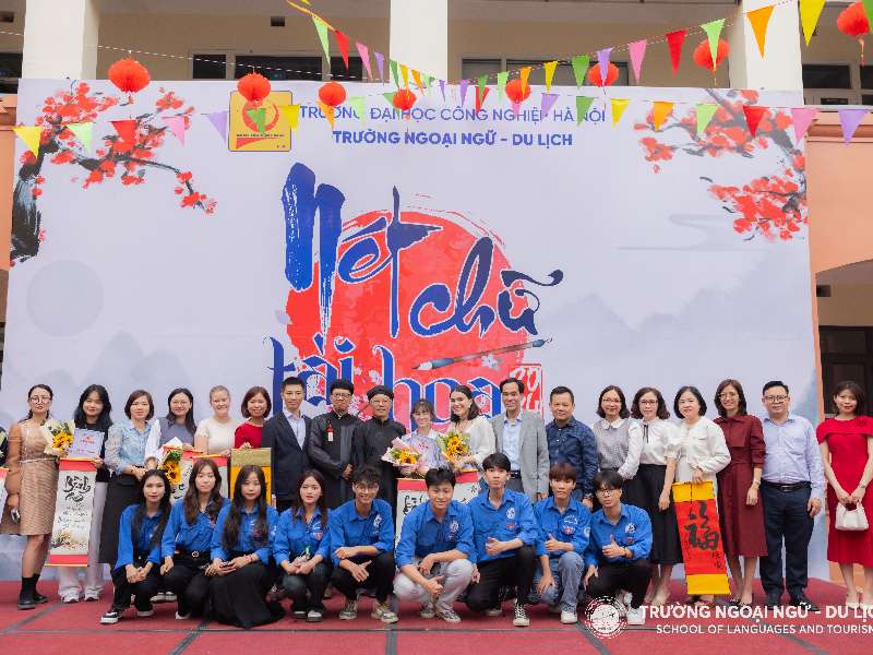 Sắc xuân tràn ngập tại cuộc thi viết thư pháp Nét chữ tài hoa lần thứ II năm 2024