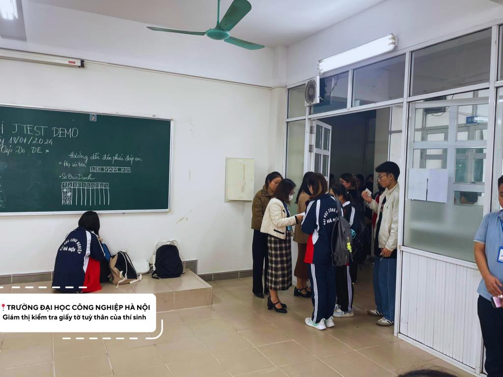 Công tác tập huấn giám thị và tổ chức thi thử kỳ thi J.TEST tại Trường Đại học Công nghiệp Hà Nội