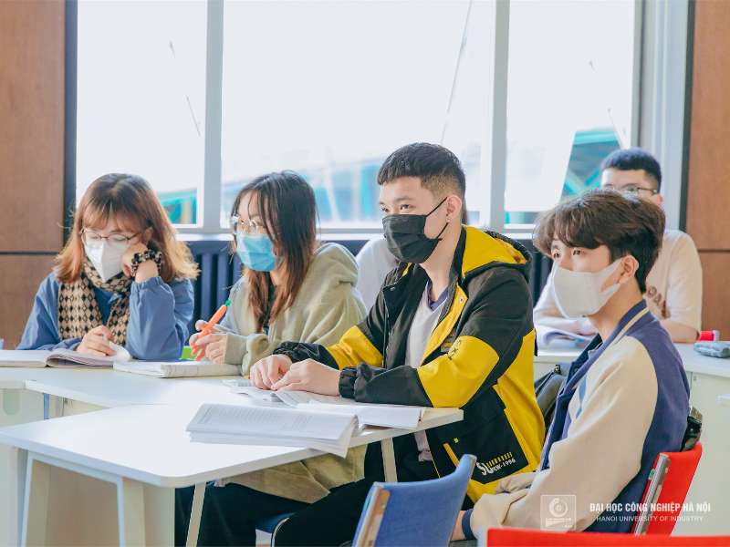 Đề cương chi tiết Chương trình đào tạo Thạc sỹ ngành Ngôn ngữ Anh (2021)
