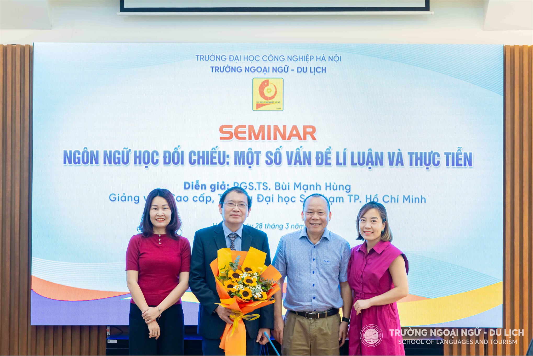 Khoa Tiếng Việt và Văn hóa Việt Nam tổ chức buổi toạ đàm: “Ngôn ngữ học đối chiếu: Một số vấn đề lí luận và thực tiễn”