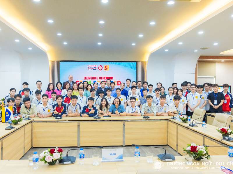 Khai giảng Khoá đào tạo ngắn hạn tiếng Anh hướng nghiệp STEM-Focused EnglishWorks! - SLT 2024