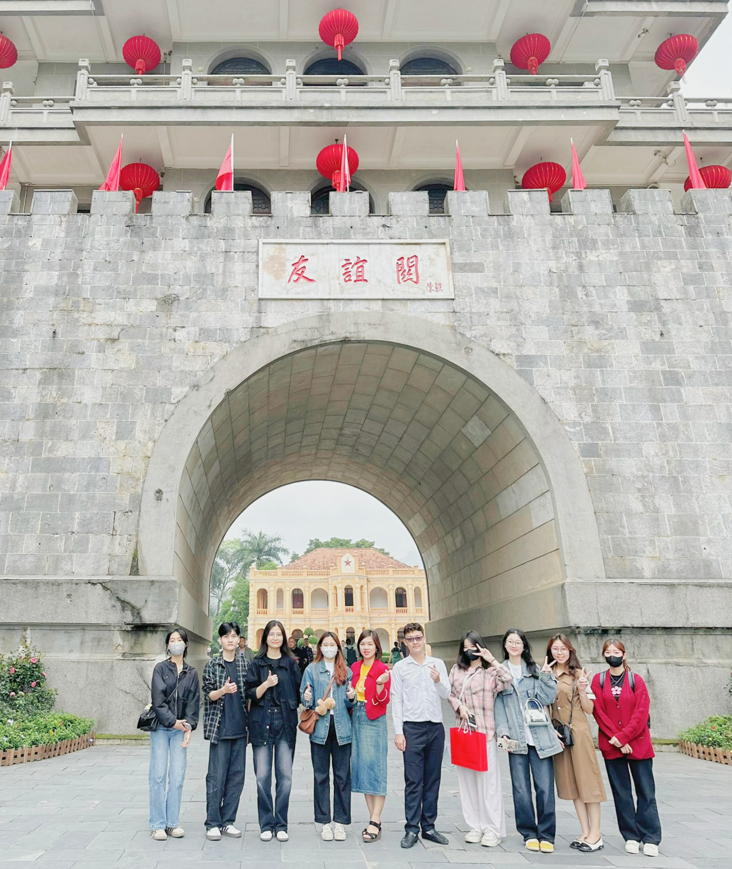 Sinh viên Trường Ngoại ngữ - Du lịch tham gia chương trình “Giao lưu biểu diễn nghệ thuật dân tộc quốc tế” tại Quảng Tây, Trung Quốc