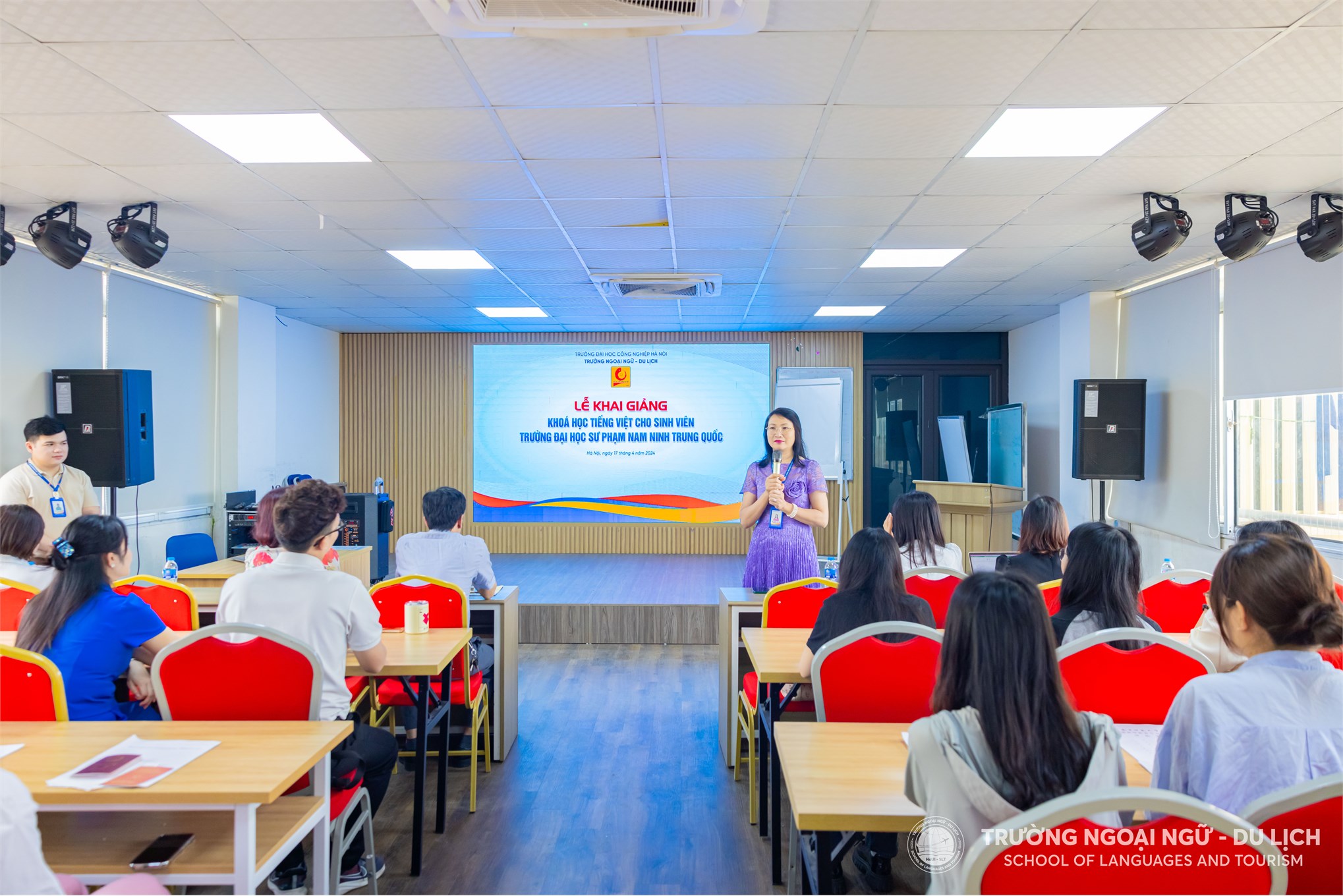 Khai giảng khoá đào tạo Tiếng Việt ngắn hạn cho sinh viên Trường Đại học Sư phạm Nam Ninh, Trung Quốc