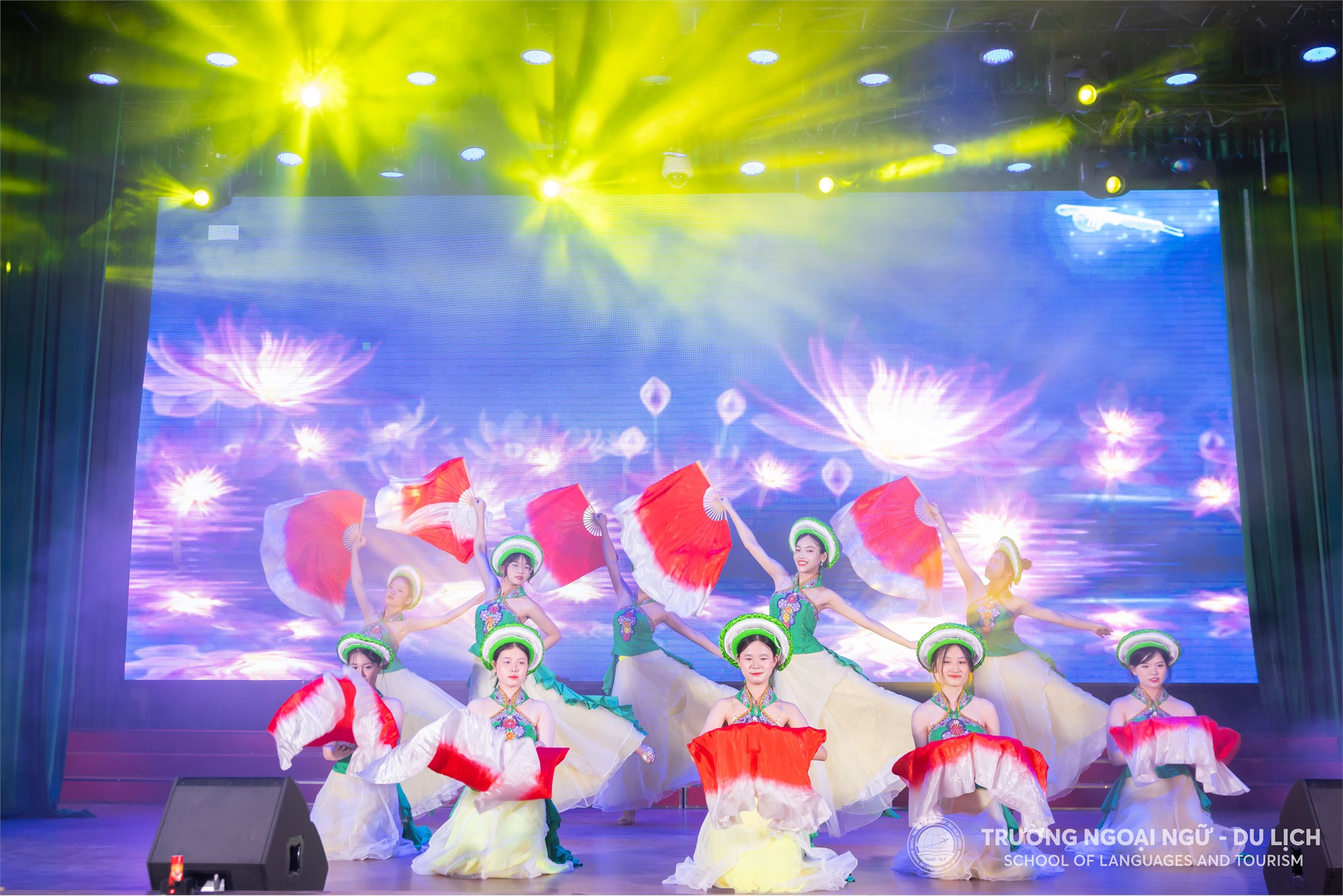 Summer Festival 2024: Không gian nghệ thuật màu sắc, cảm xúc của sinh viên HaUI