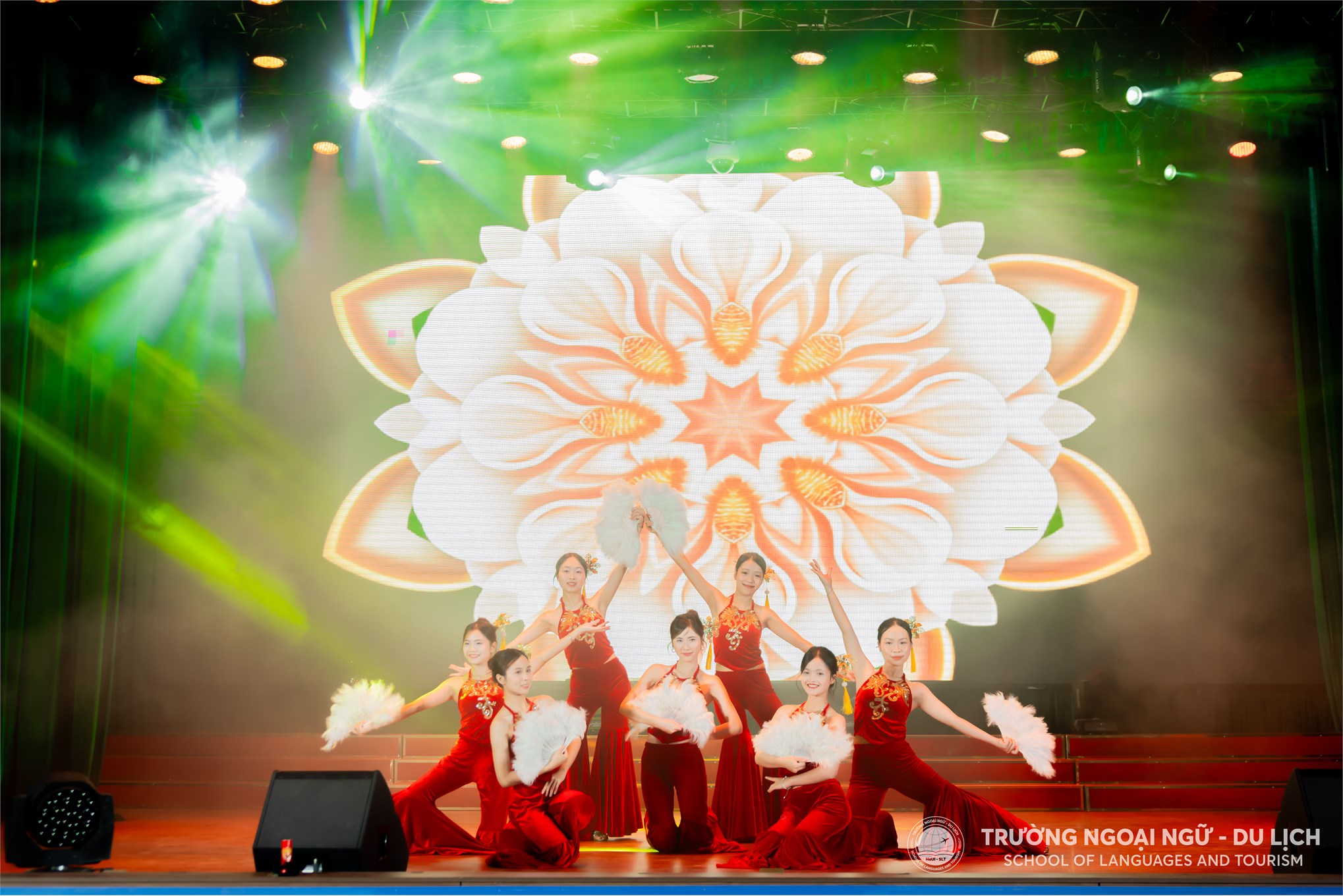 Summer Festival 2024: Không gian nghệ thuật màu sắc, cảm xúc của sinh viên HaUI