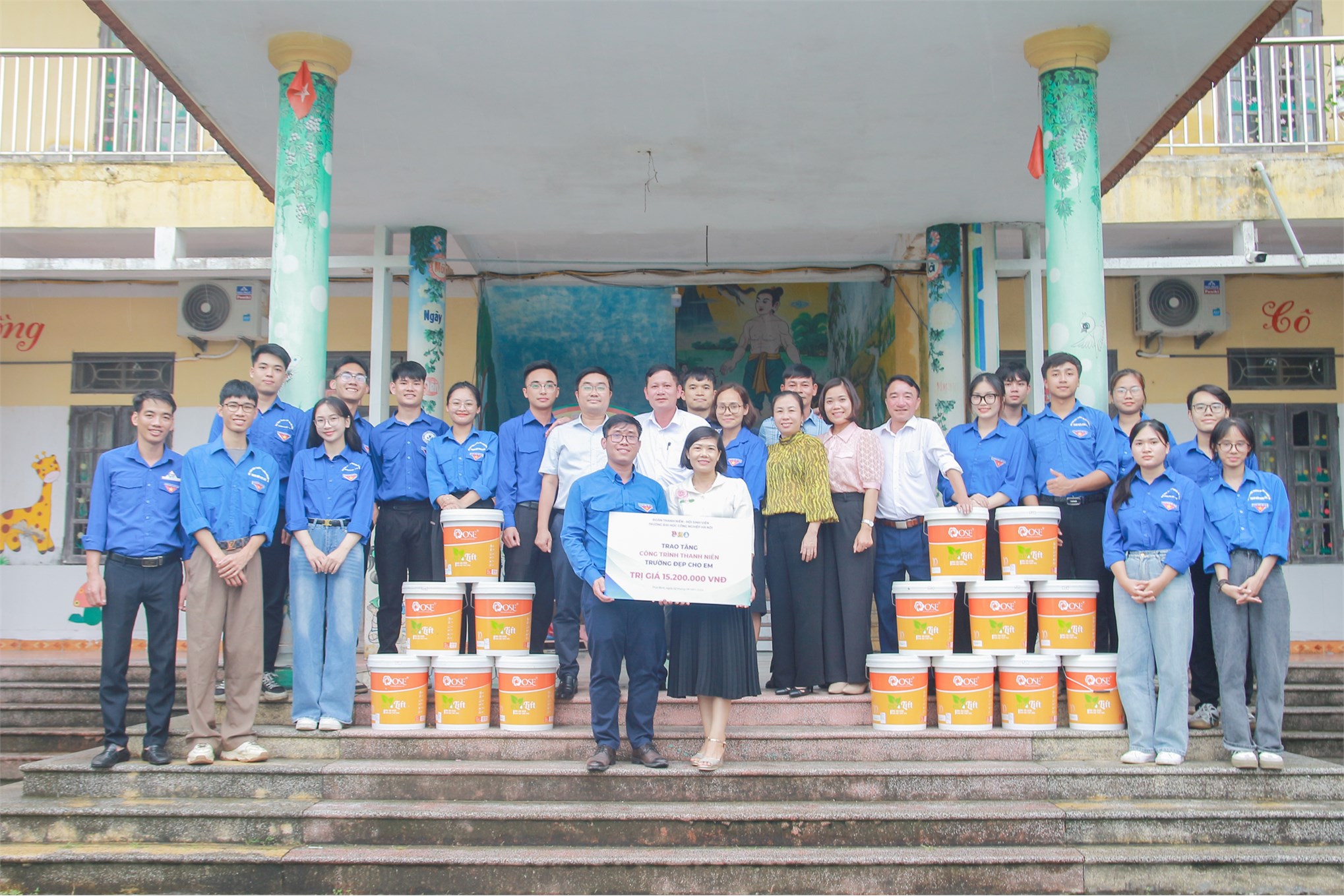 Tuổi trẻ Trường Ngoại ngữ - Du lịch lan tỏa tinh thần thiện nguyện trong chiến dịch “Mùa hè xanh 2024”