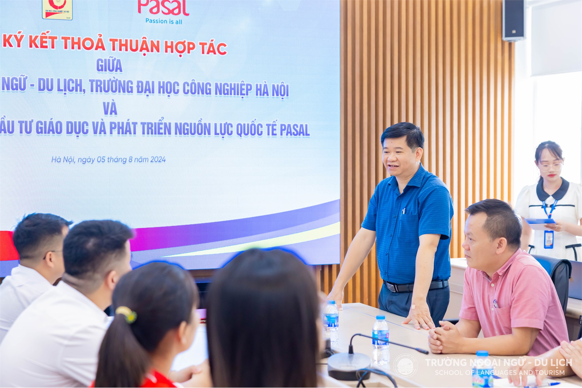 HaUI - Pasal: Phát triển nguồn nhân lực chất lượng cao ngành Ngôn ngữ Anh