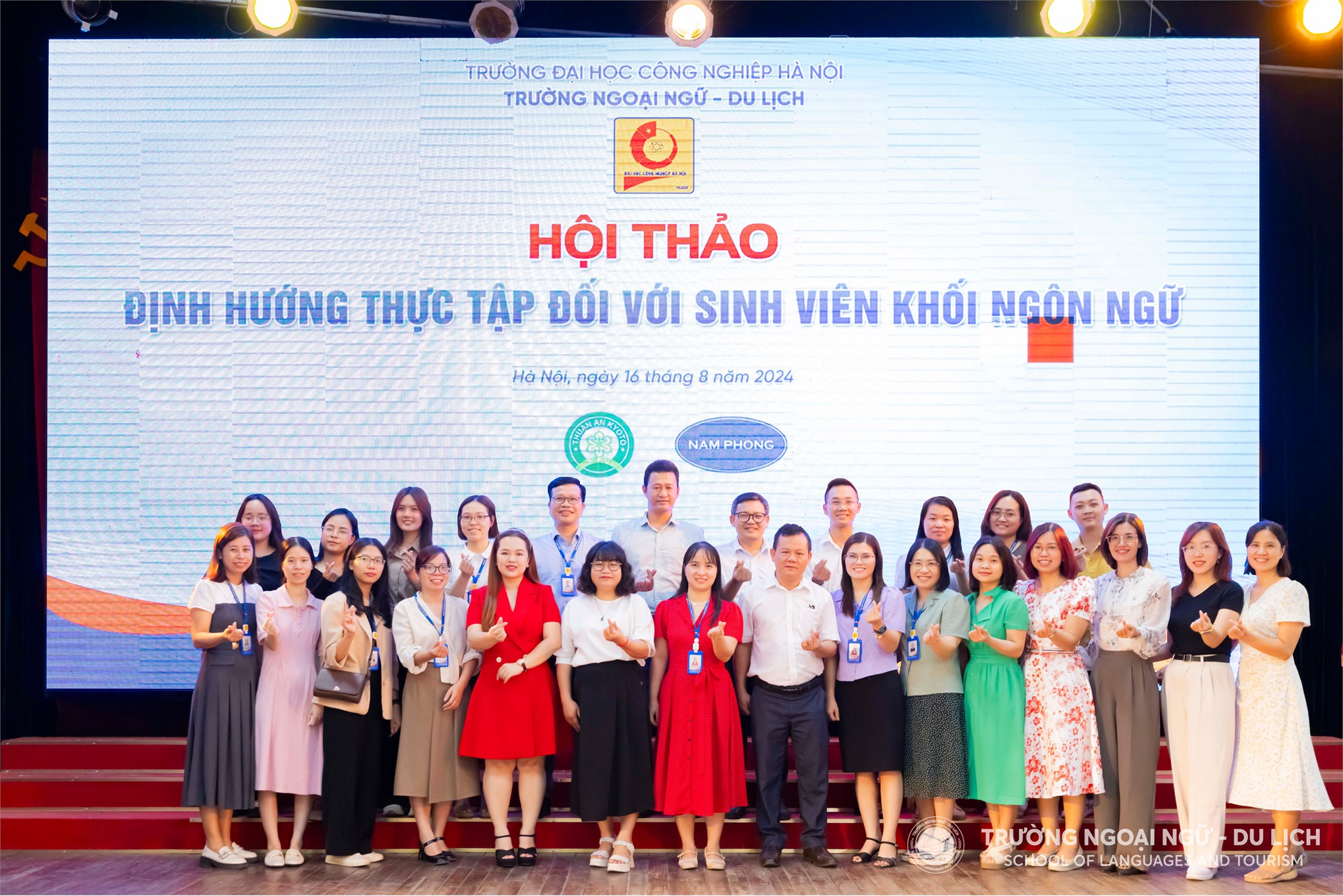 Hội thảo định hướng thực tập đối với sinh viên Khối Ngôn ngữ khóa 16