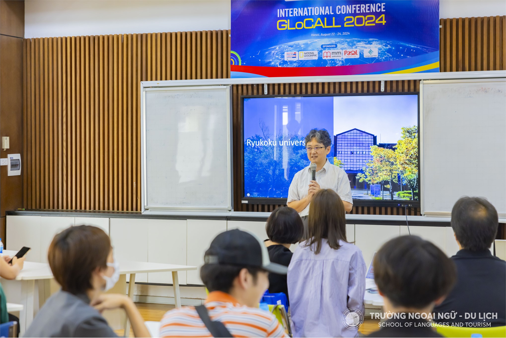 Trường Ngoại ngữ - Du lịch tổ chức giao lưu sinh viên Nhật Bản tạo môi trường giao lưu giữa sinh viên Việt Nam và sinh viên Nhật Bản