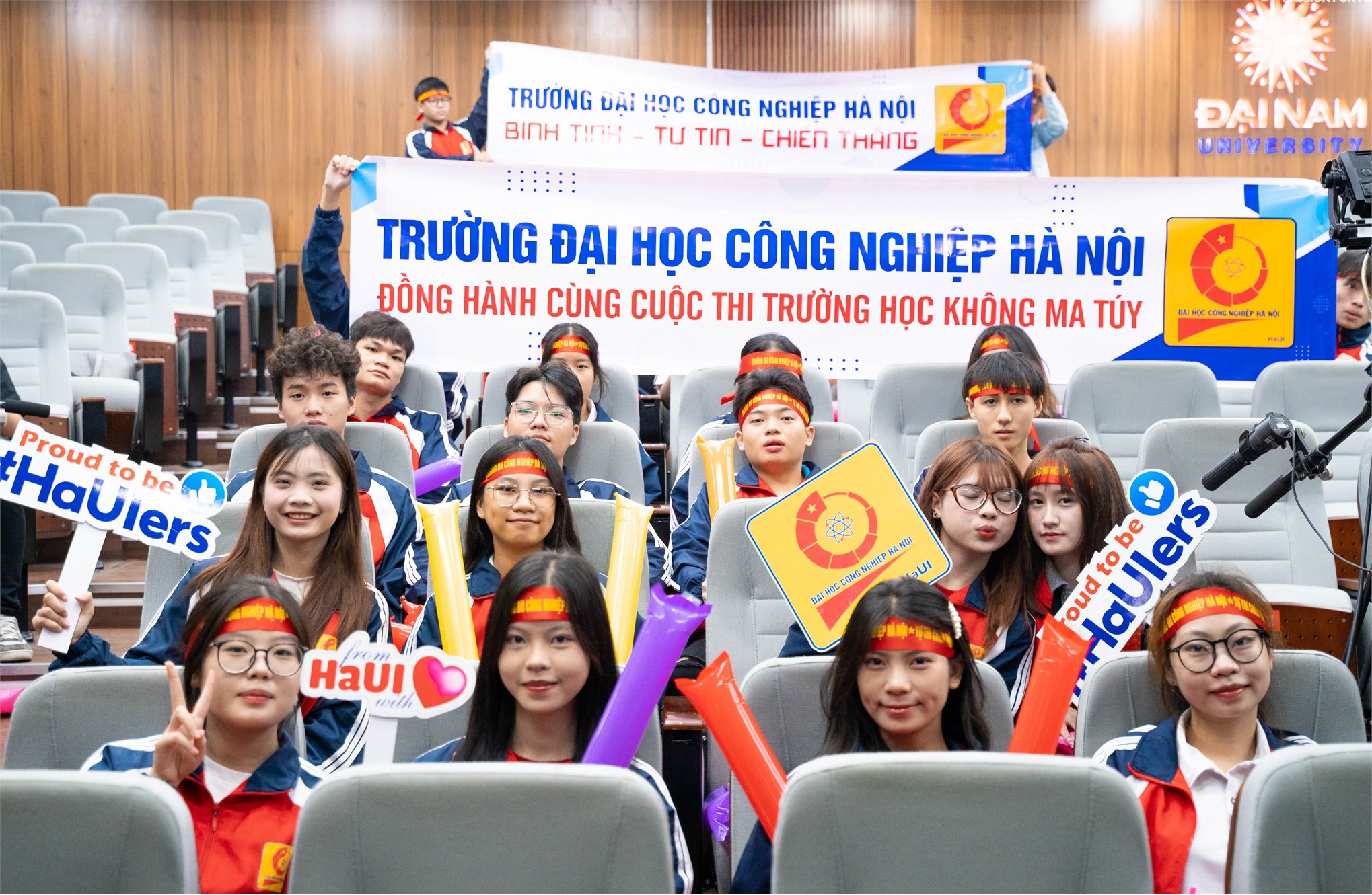 Sinh viên Trường Ngoại ngữ - Du lịch tài năng, bản lĩnh chinh phục ngôi vị Quán quân cuộc thi Trường học không ma tuý