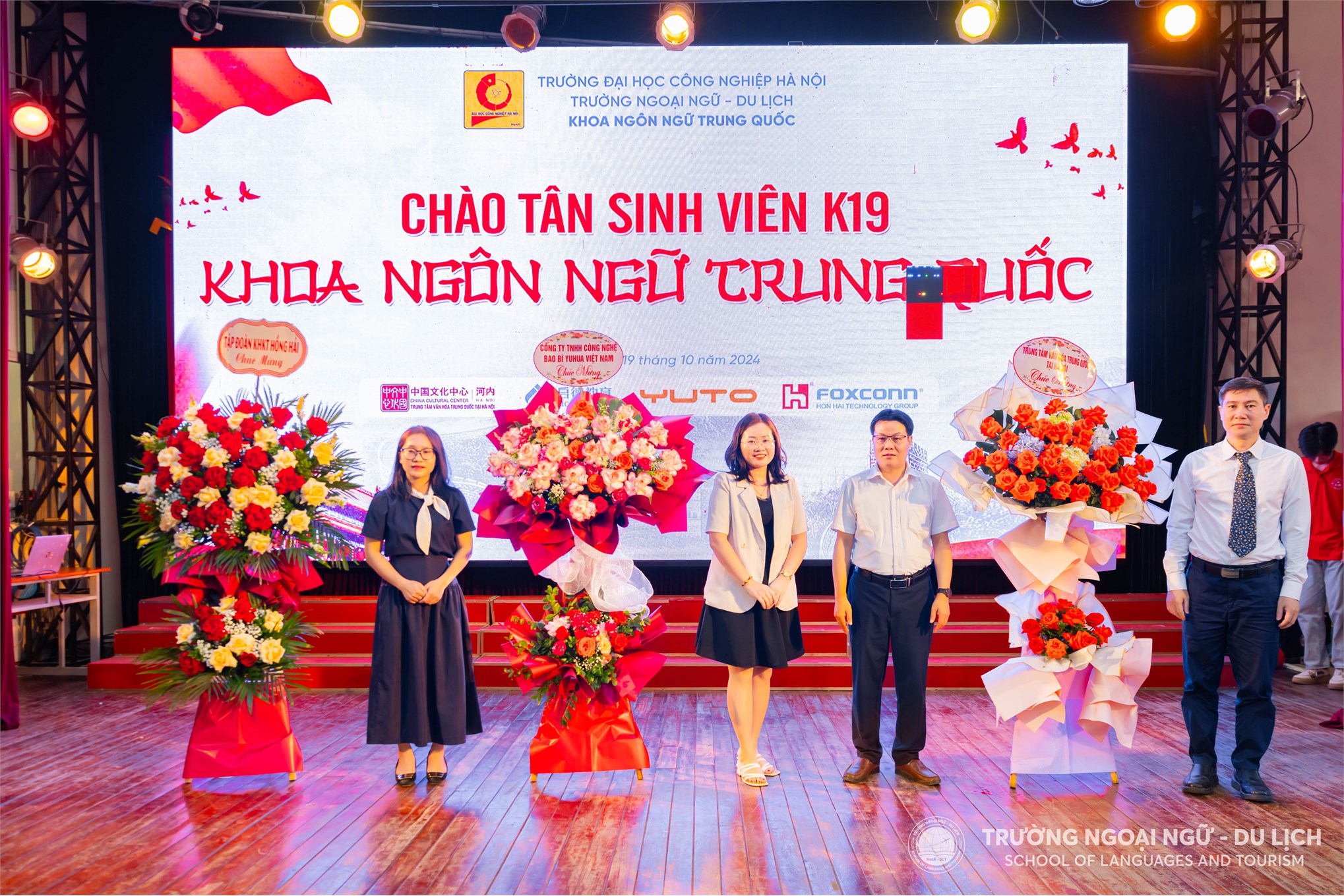 Chào tân sinh viên khoa Ngôn ngữ Trung Quốc “Một hành trình mới bắt đầu”