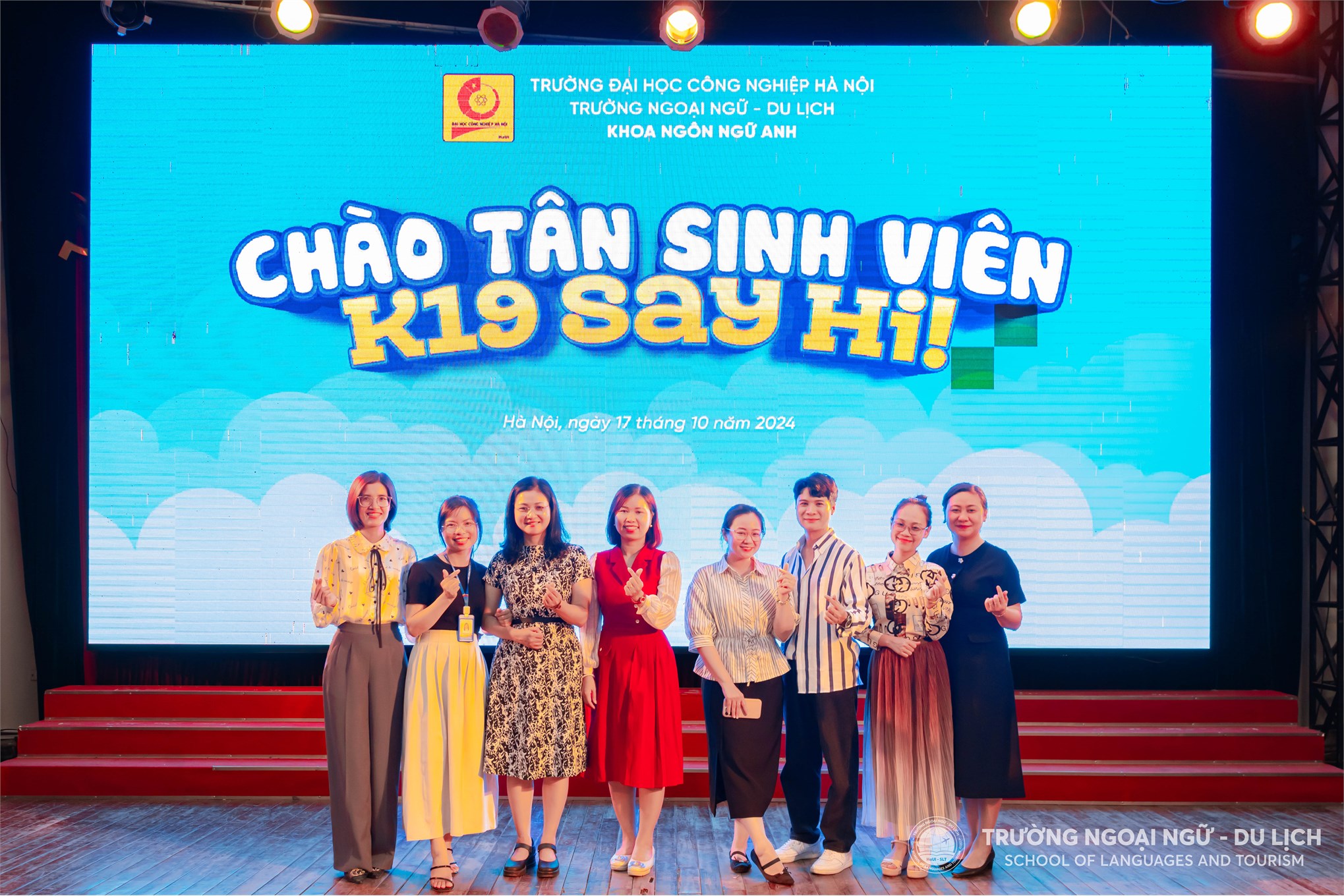 Chào tân sinh viên K19 Say Hi khoa Ngôn ngữ Anh, Trường Ngoại ngữ - Du lịch, Trường Đại học Công nghiệp Hà Nội