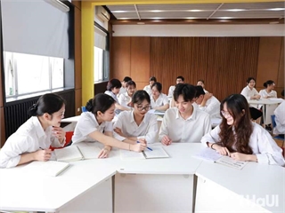 Học đại học bằng tiếng Anh tại Trường Đại học Công nghiệp Hà Nội: Lựa chọn của những người trẻ sẵn sàng hội nhập